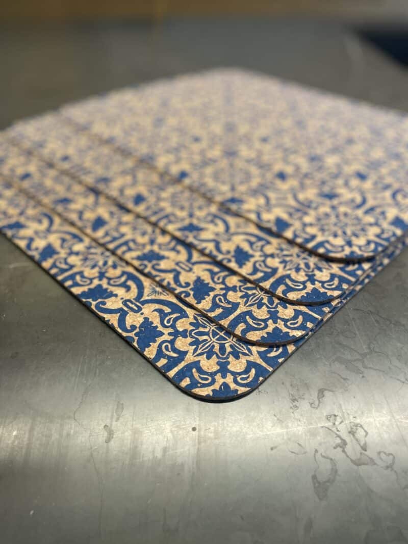 Dækkeservietter med blå print - 4 stk. 40x30 cm